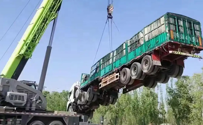 龙游道路脱困救援案例